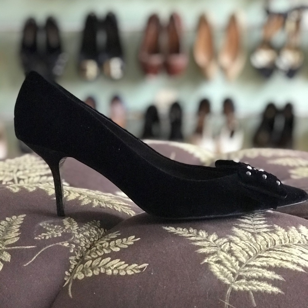 Zara black velvet bow pearl court heels